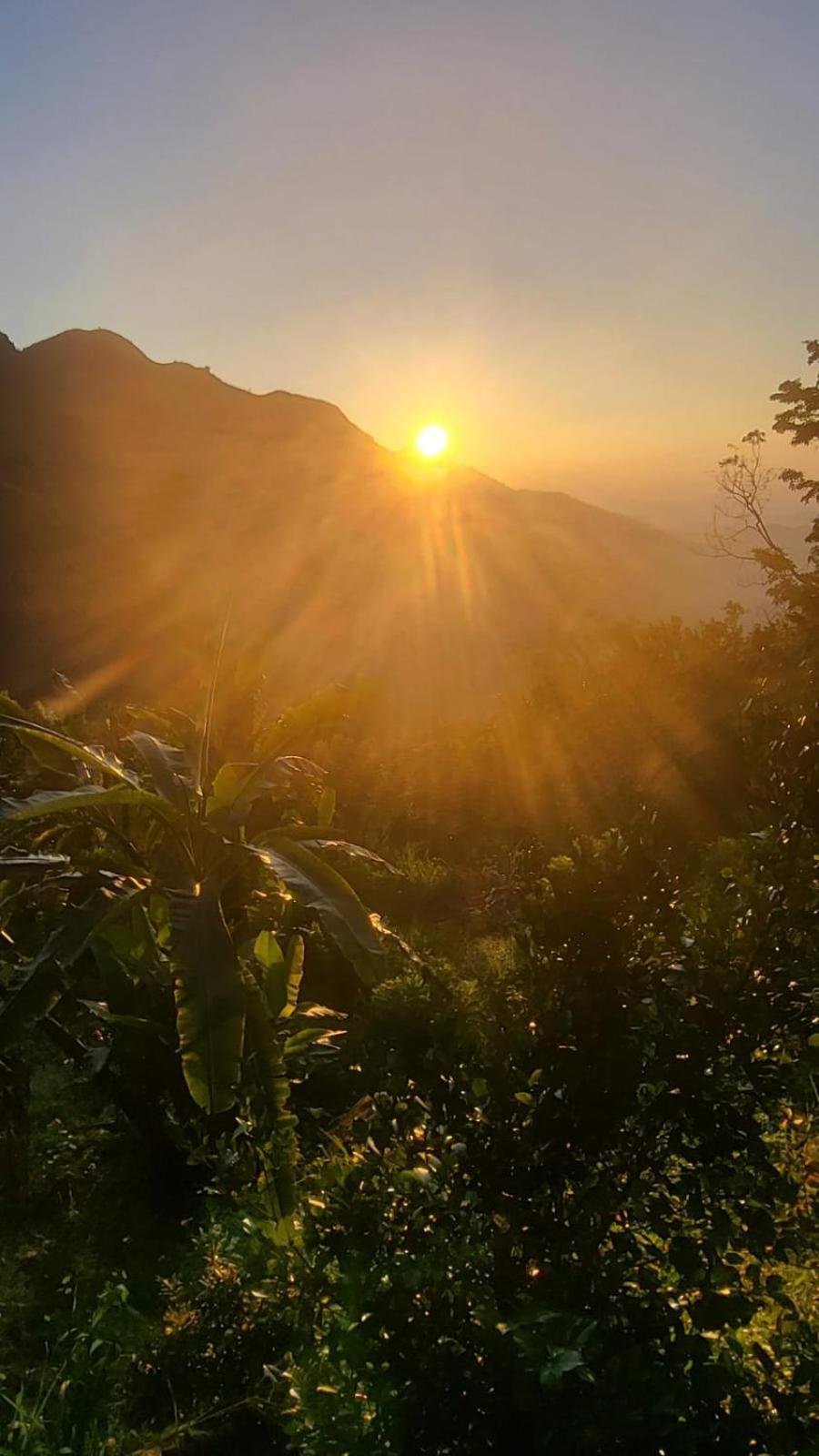 Nature Green Hotels On Rock Home Ella Bagian luar foto