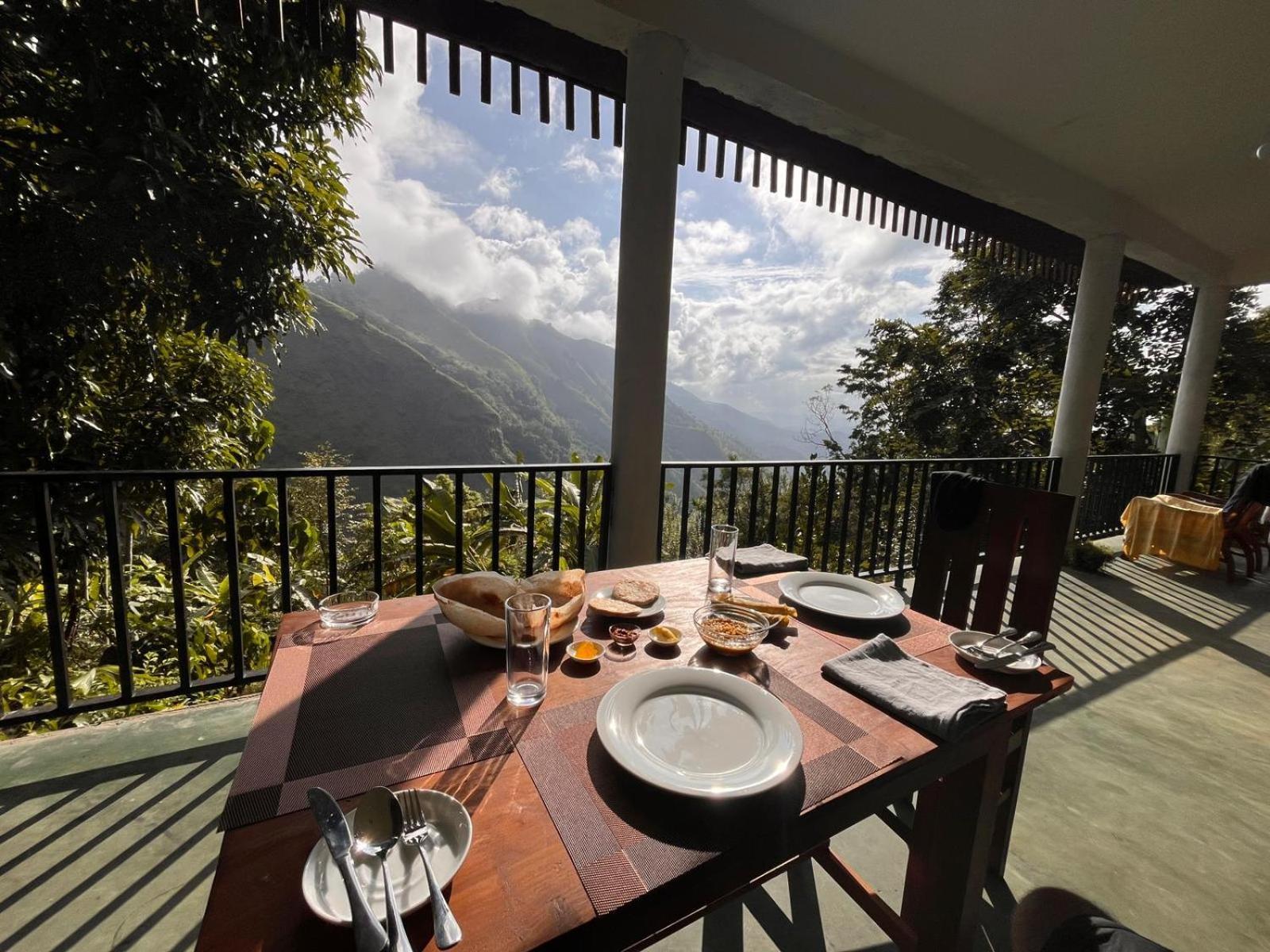 Nature Green Hotels On Rock Home Ella Bagian luar foto