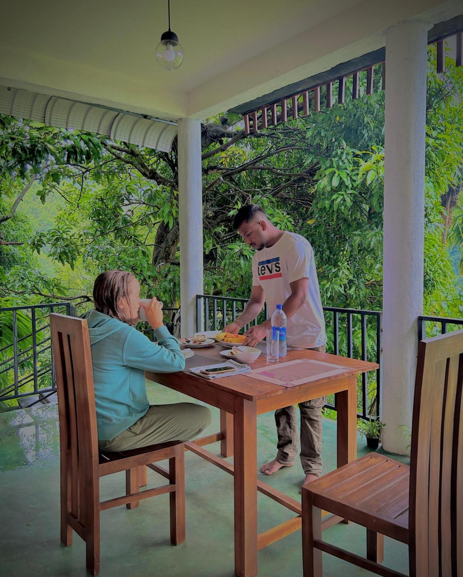 Nature Green Hotels On Rock Home Ella Bagian luar foto