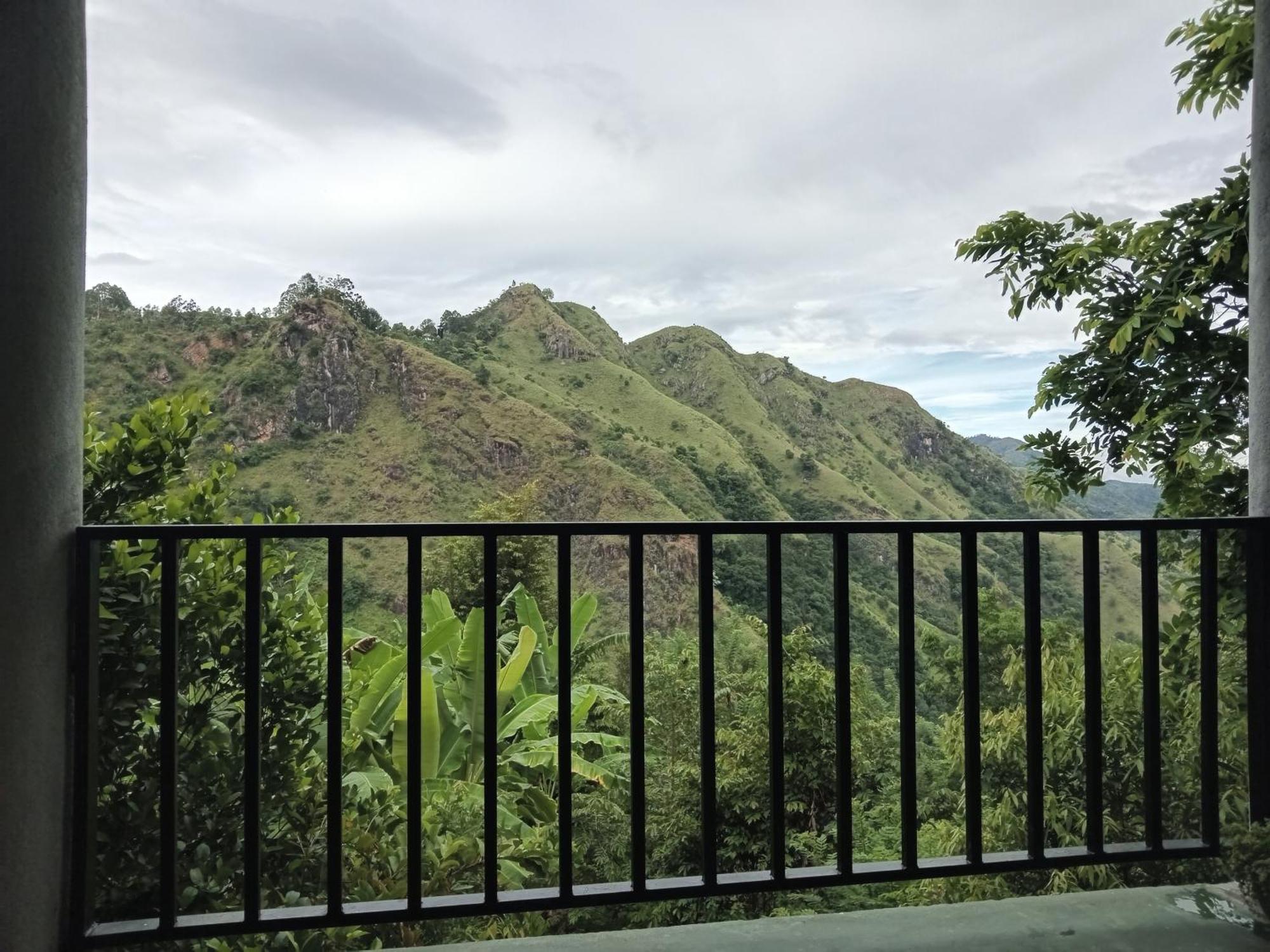 Nature Green Hotels On Rock Home Ella Bagian luar foto