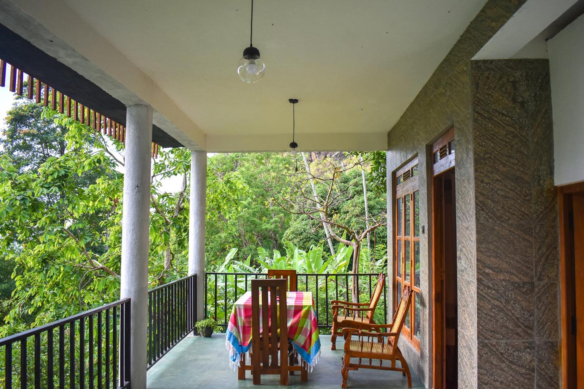 Nature Green Hotels On Rock Home Ella Bagian luar foto